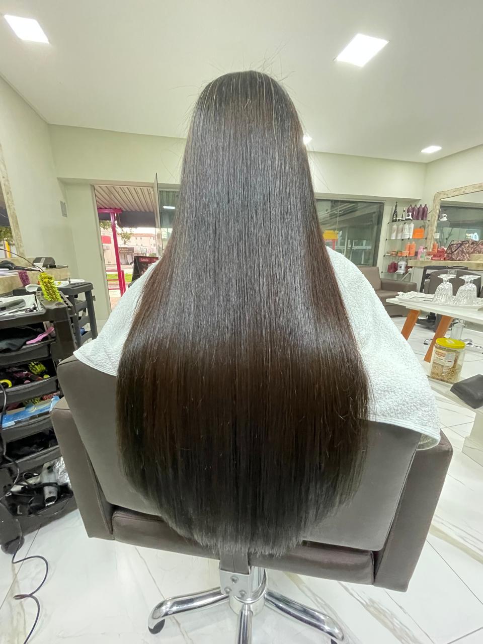 Alisamento com movimento natural e brilho